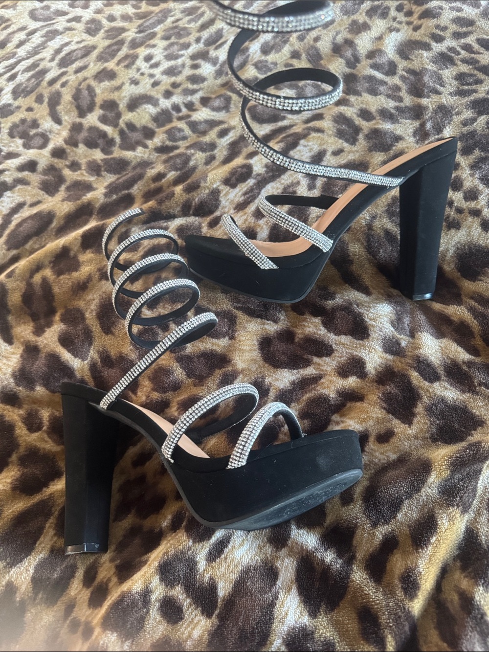 TOP Moda Black Platform Heels with Spiral Crystal Straps
